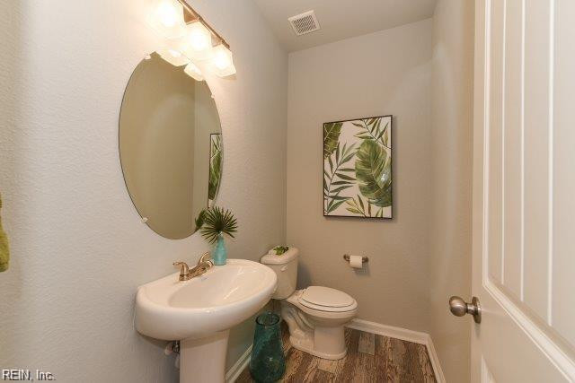 Photo 6 of 23 residential for sale in Norfolk virginia