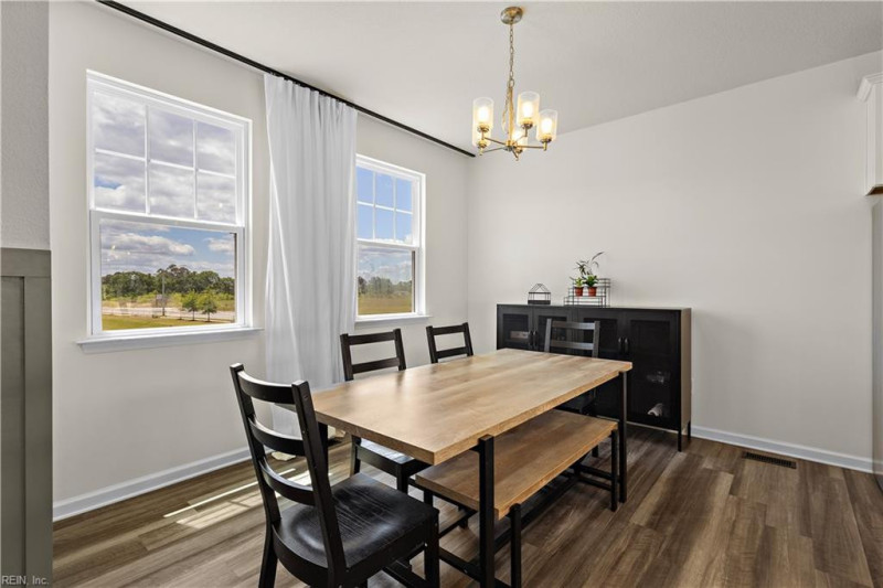 Photo 10 of 29 residential for sale in Chesapeake virginia