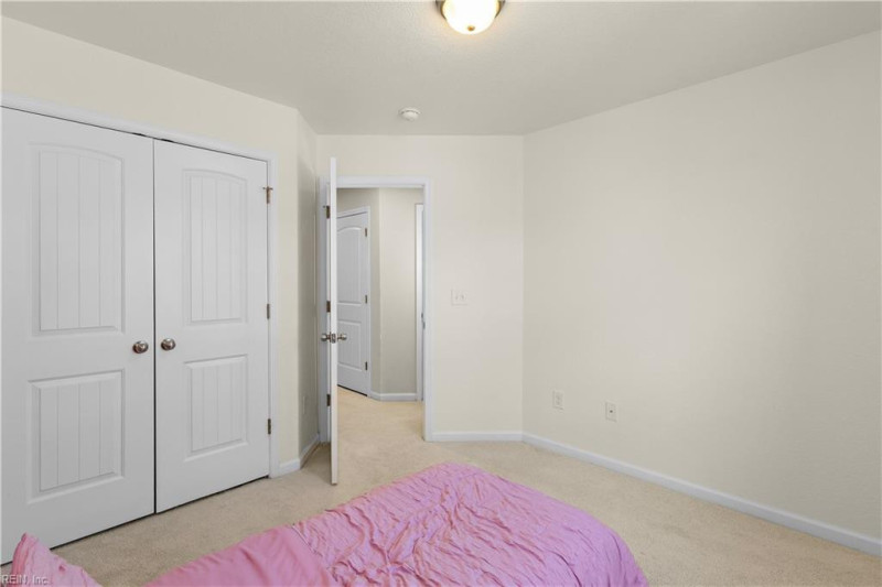 Photo 20 of 29 residential for sale in Chesapeake virginia