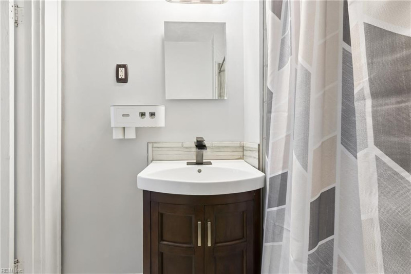 Photo 12 of 25 residential for sale in Newport News virginia