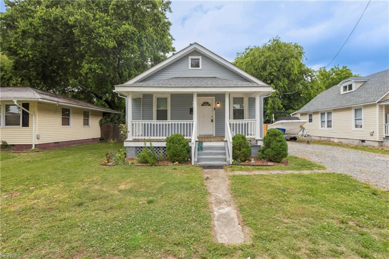 Photo 3 of 25 residential for sale in Newport News virginia