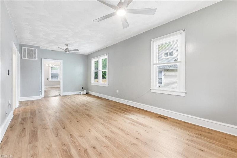Photo 5 of 25 residential for sale in Newport News virginia