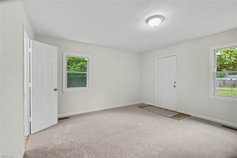 Photo 17 of 32 residential for sale in Hampton virginia Photo 17 of 32 residential for sale in Hampton virginia