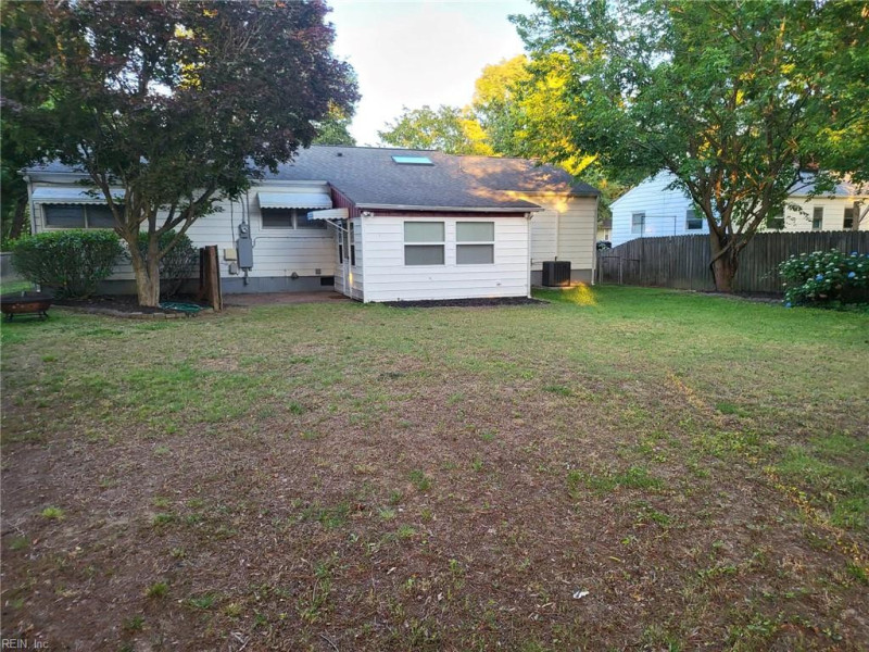 Photo 6 of 42 residential for sale in Newport News virginia Photo 6 of 42 residential for sale in Newport News virginia