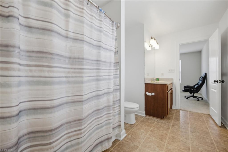 Photo 24 of 50 residential for sale in Chesapeake virginia