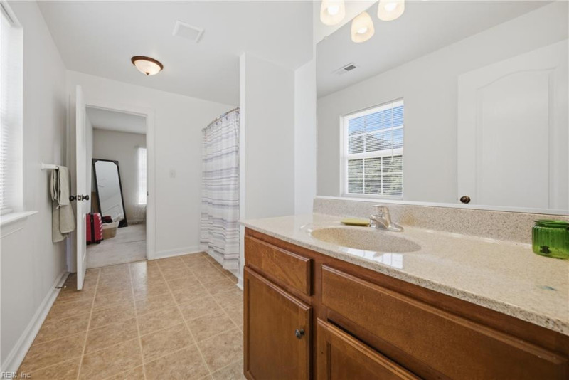 Photo 25 of 50 residential for sale in Chesapeake virginia