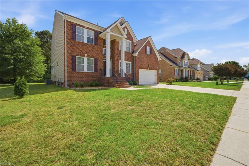Photo 3 of 50 residential for sale in Chesapeake virginia