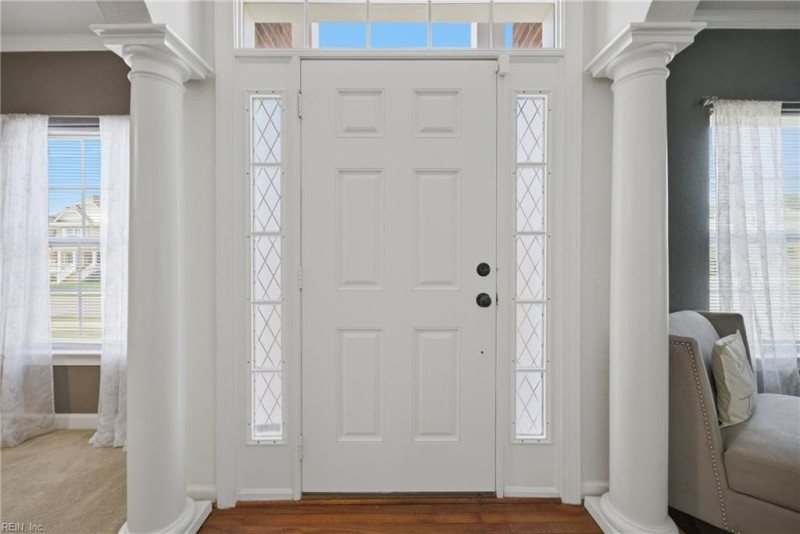 Photo 5 of 50 residential for sale in Chesapeake virginia