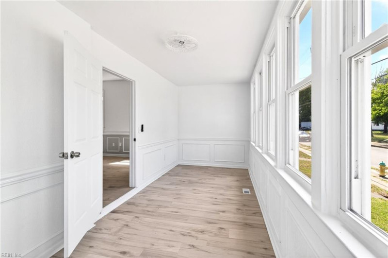 Photo 15 of 40 residential for sale in Norfolk virginia