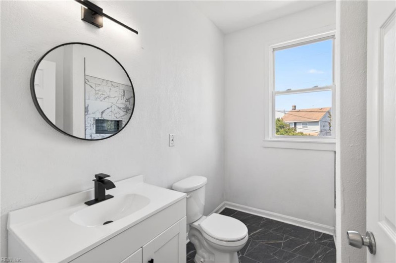 Photo 22 of 40 residential for sale in Norfolk virginia