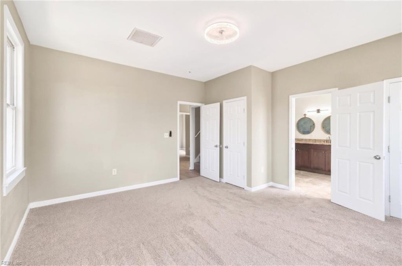 Photo 25 of 40 residential for sale in Norfolk virginia