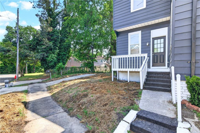 Photo 34 of 40 residential for sale in Norfolk virginia