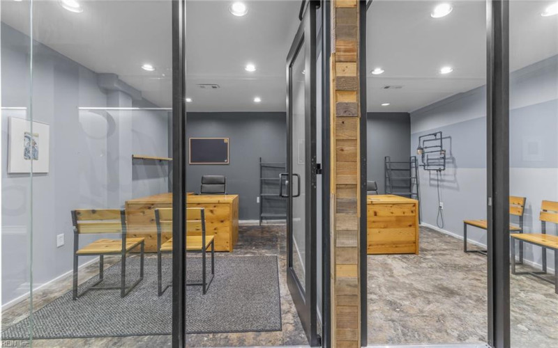 Photo 10 of 46 residential for sale in Norfolk virginia