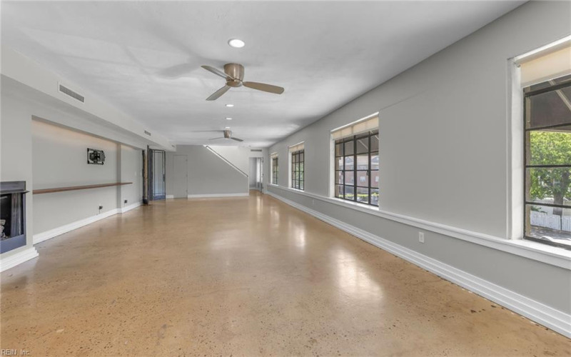 Photo 31 of 46 residential for sale in Norfolk virginia