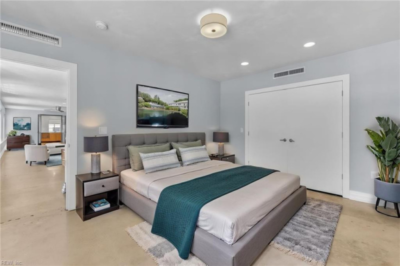 Photo 43 of 46 residential for sale in Norfolk virginia