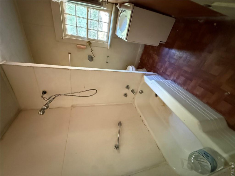 Photo 3 of 6 residential for sale in Norfolk virginia Photo 3 of 6 residential for sale in Norfolk virginia