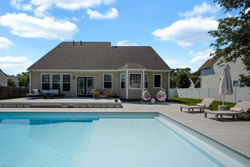 Photo 2 of 50 residential for sale in Chesapeake virginia