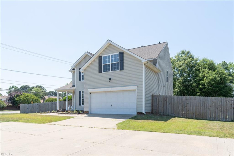 Photo 3 of 50 residential for sale in Chesapeake virginia Photo 3 of 50 residential for sale in Chesapeake virginia