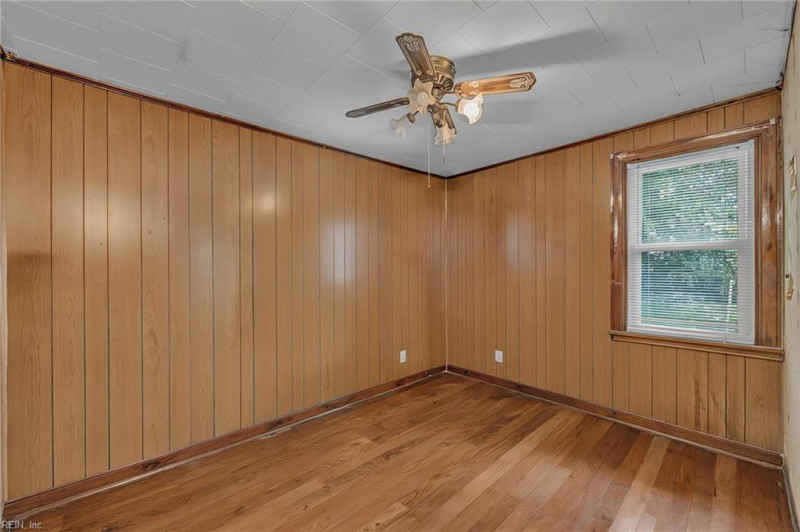 Photo 17 of 40 residential for sale in Portsmouth virginia