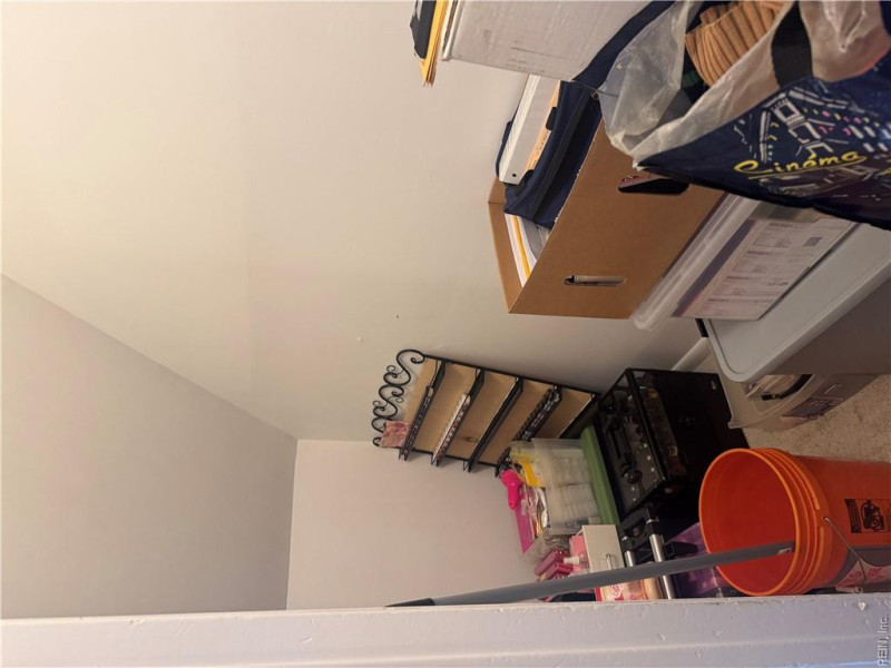 Photo 15 of 26 residential for sale in Portsmouth virginia