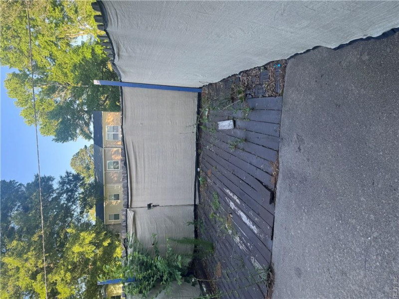 Photo 16 of 26 residential for sale in Portsmouth virginia