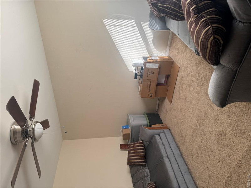 Photo 4 of 26 residential for sale in Portsmouth virginia