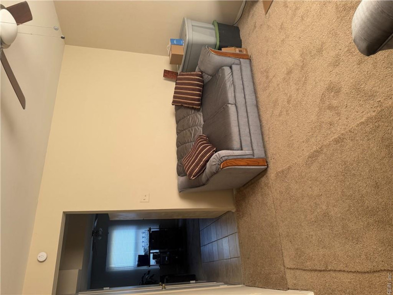 Photo 5 of 26 residential for sale in Portsmouth virginia