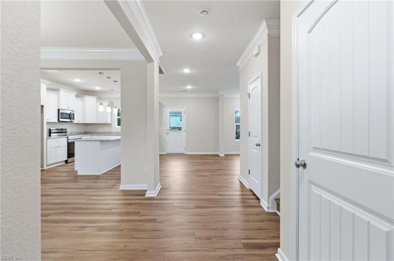 Photo 3 of 31 residential for sale in Hampton virginia