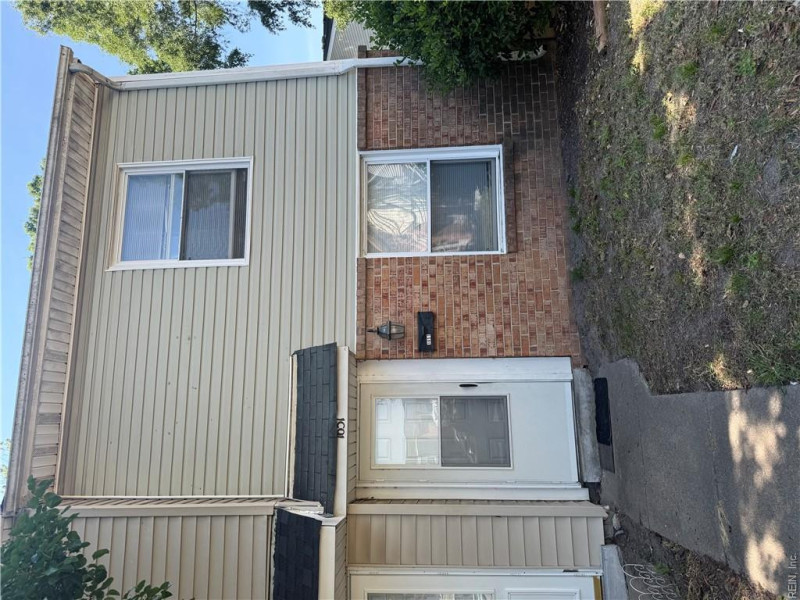 Photo 1 of 22 residential for sale in Portsmouth virginia Photo 1 of 22 residential for sale in Portsmouth virginia