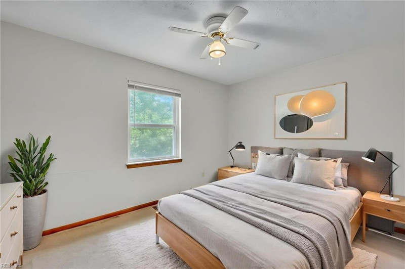 Photo 17 of 19 residential for sale in Hampton virginia