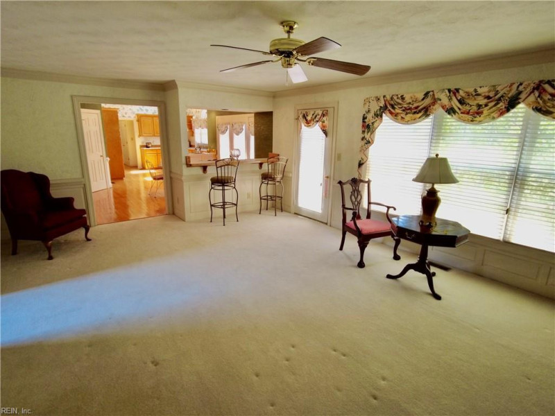 Photo 14 of 50 residential for sale in Chesapeake virginia