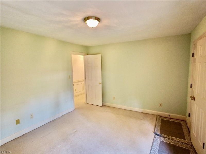 Photo 29 of 50 residential for sale in Chesapeake virginia