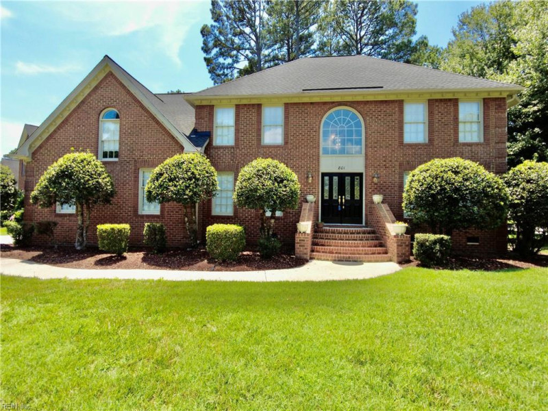 Photo 3 of 50 residential for sale in Chesapeake virginia