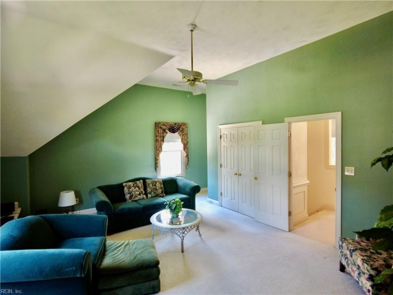 Photo 34 of 50 residential for sale in Chesapeake virginia