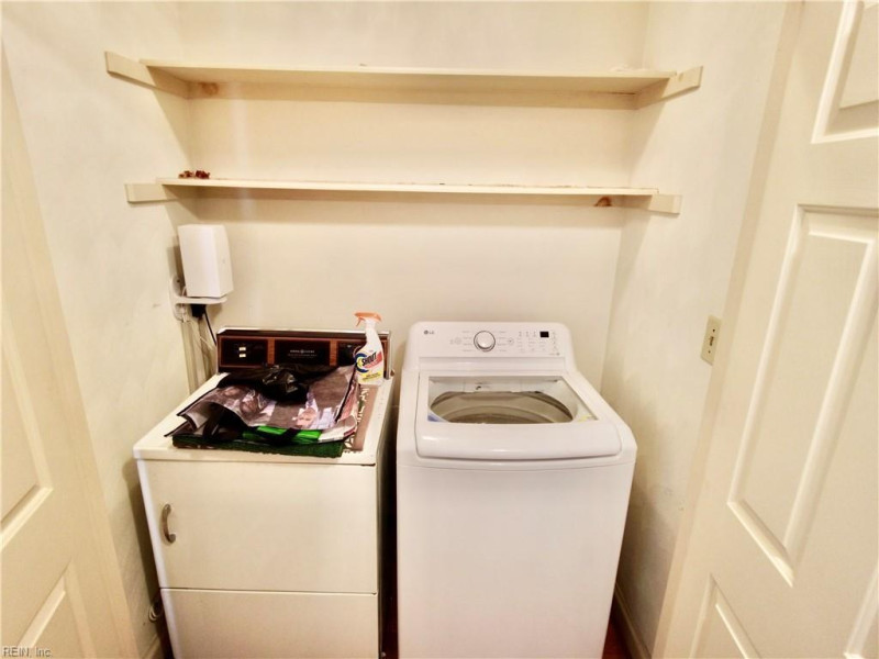 Photo 40 of 50 residential for sale in Chesapeake virginia