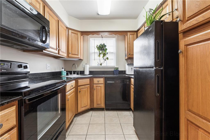 Photo 3 of 30 residential for sale in Norfolk virginia