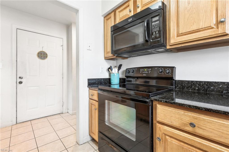 Photo 5 of 30 residential for sale in Norfolk virginia