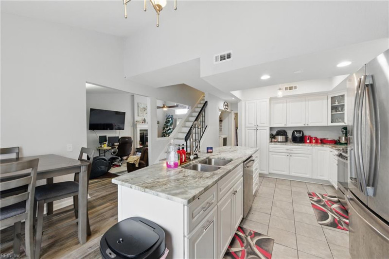 Photo 12 of 30 residential for sale in Virginia Beach virginia