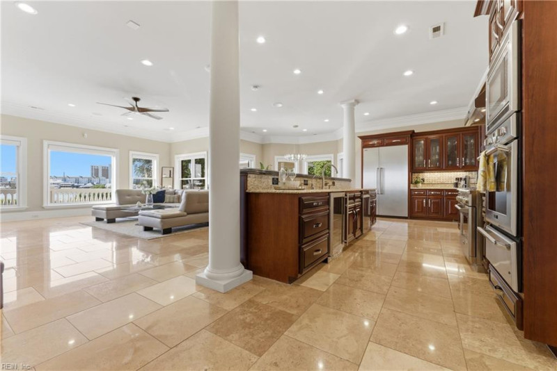 Photo 12 of 50 residential for sale in Virginia Beach virginia