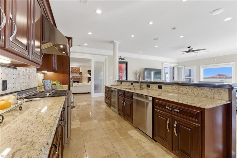 Photo 15 of 50 residential for sale in Virginia Beach virginia