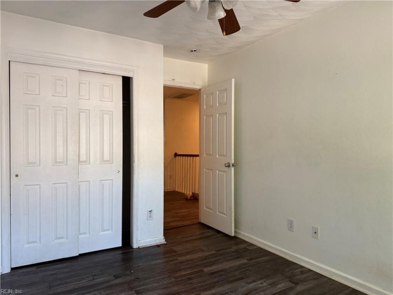 Photo 7 of 17 residential for sale in Virginia Beach virginia