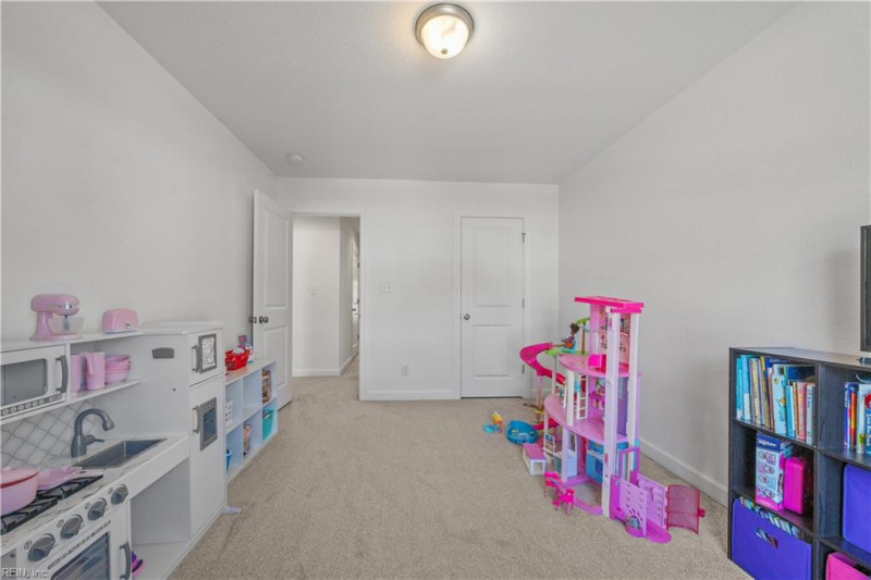 Photo 21 of 39 residential for sale in Chesapeake virginia