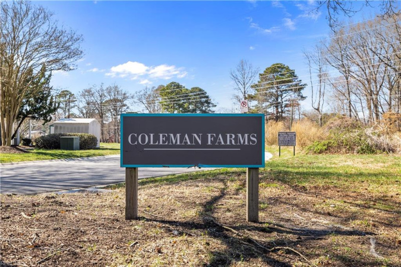 Photo 28 of 39 residential for sale in Chesapeake virginia