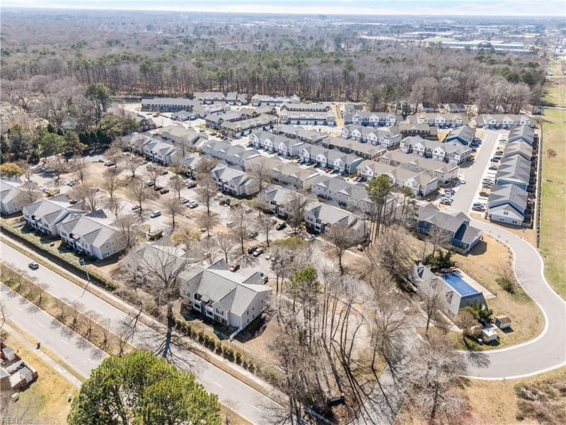 Photo 29 of 39 residential for sale in Chesapeake virginia