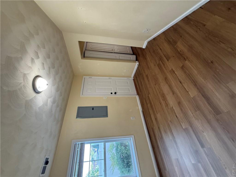Photo 17 of 19 residential for sale in Virginia Beach virginia