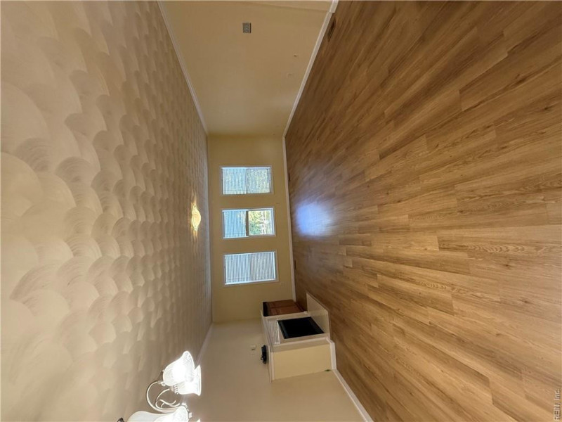 Photo 9 of 19 residential for sale in Virginia Beach virginia