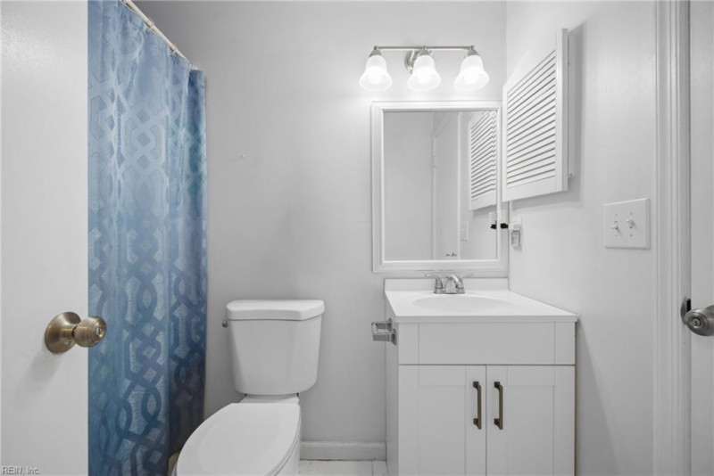 Photo 11 of 12 residential for sale in Virginia Beach virginia