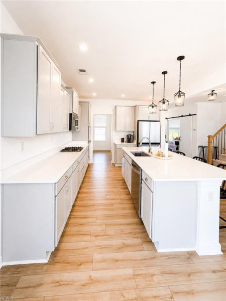 Photo 11 of 47 residential for sale in Chesapeake virginia