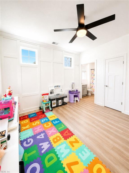 Photo 6 of 47 residential for sale in Chesapeake virginia