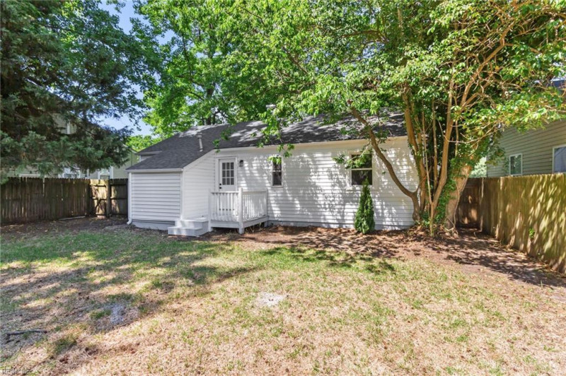 Photo 29 of 37 residential for sale in Norfolk virginia